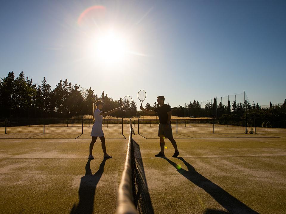 Swimming pools, sports and activities