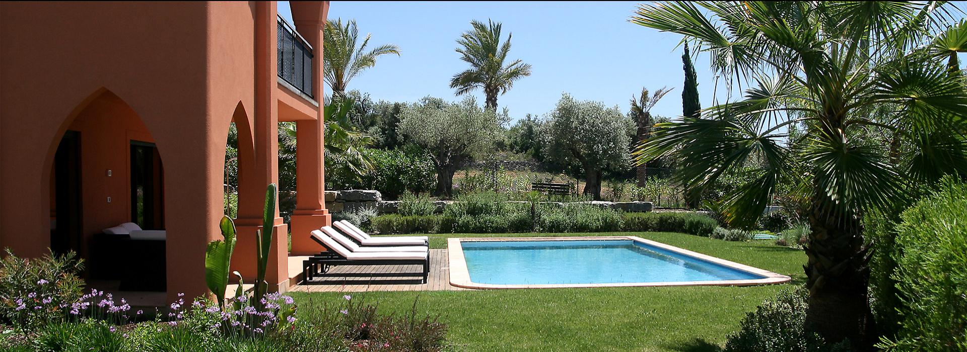 Villa Superior de 4 habitaciones con piscina privada #1